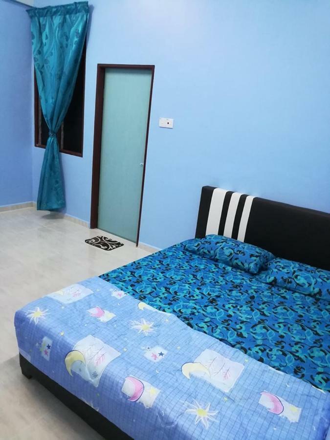 Homestay Damai Yusmila كُوالا تيرينغانو المظهر الخارجي الصورة