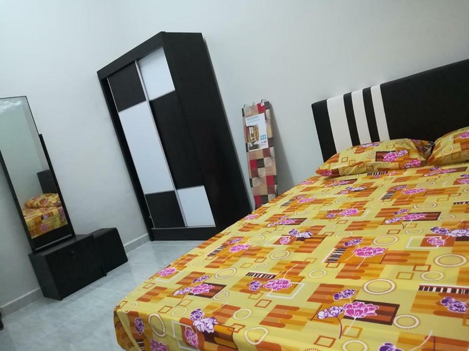 Homestay Damai Yusmila كُوالا تيرينغانو المظهر الخارجي الصورة